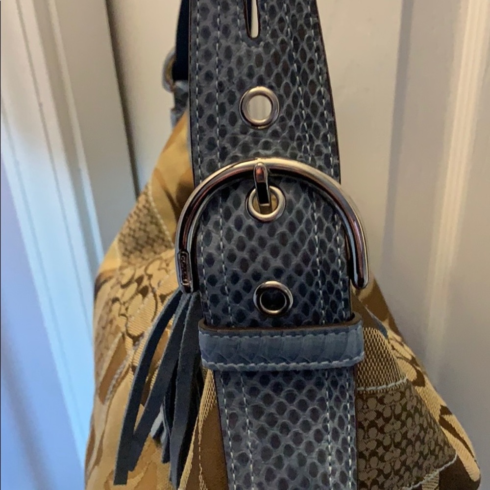 Authentic RARE Coach bag - Picture 3 of 8